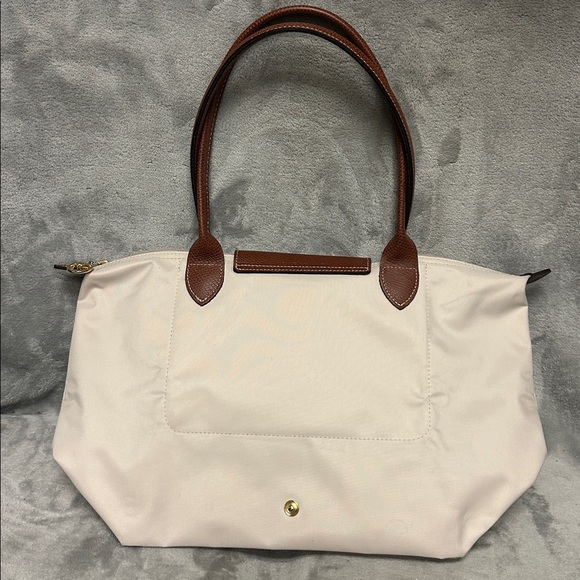 Longchamp Medium Le Pliage Nylon Shoulder Tote